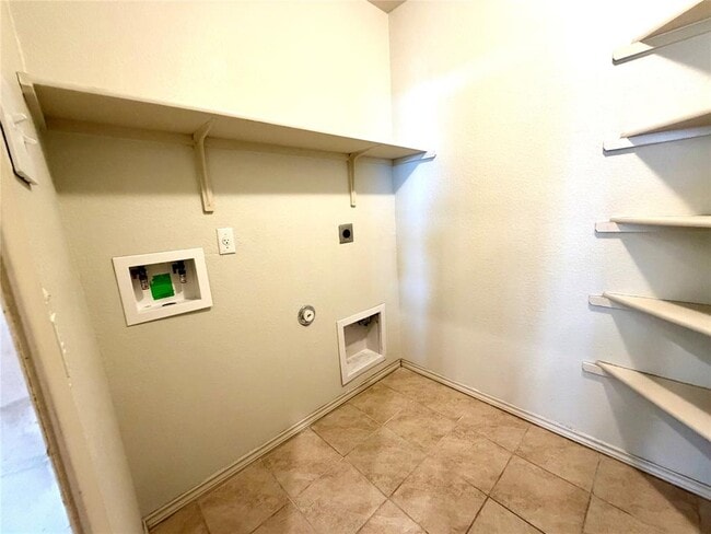 Building Photo - 500 Obsidian Ln