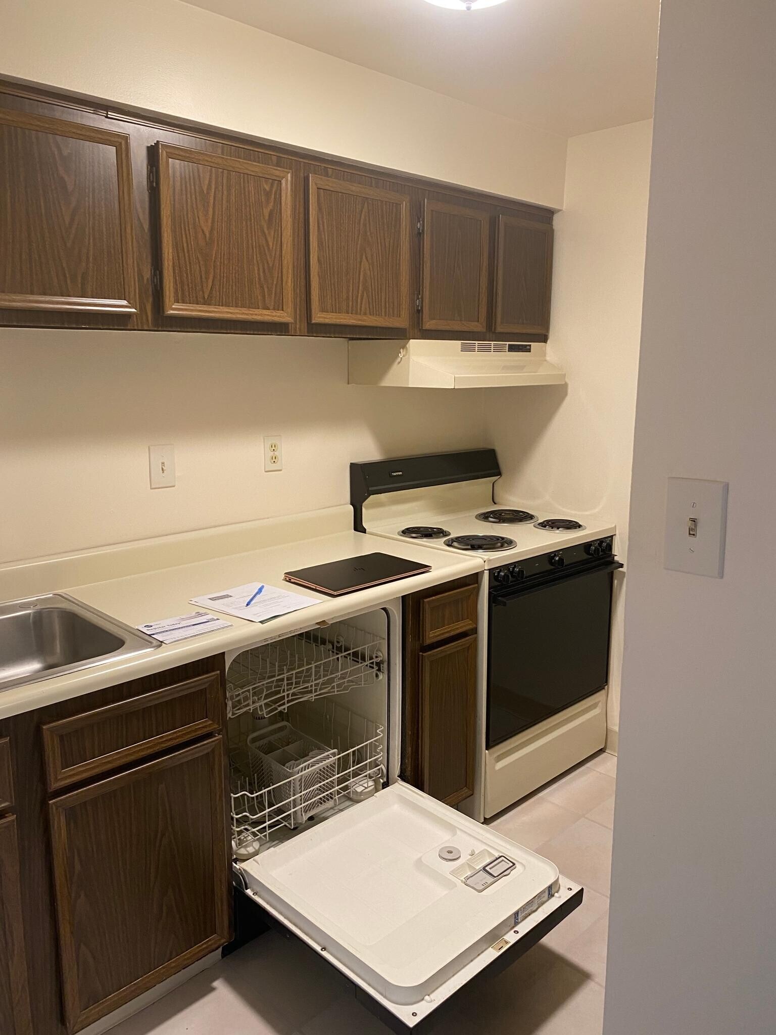 Building Photo - 329 Ridge Point Cir