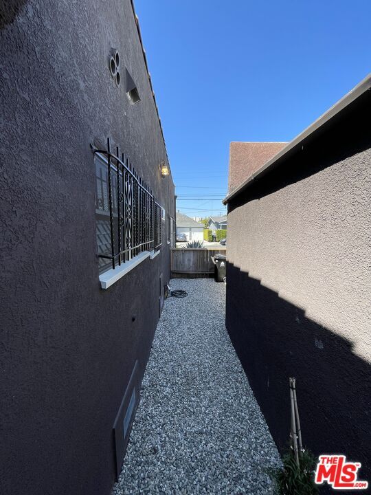Building Photo - 2672 Cimarron St