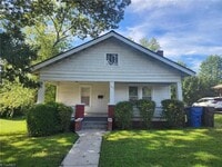 Building Photo - 221 W Oakdale St