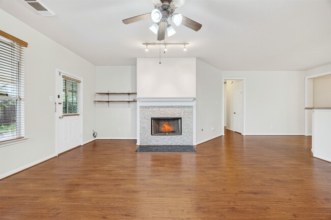 Building Photo - 11630 Forest Wind Ln