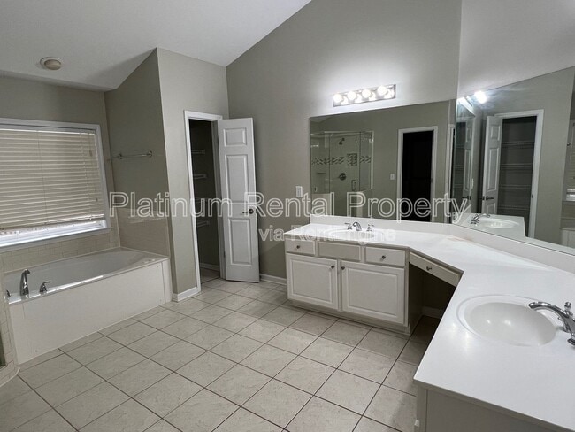 Building Photo - 7170 Belcrest Dr