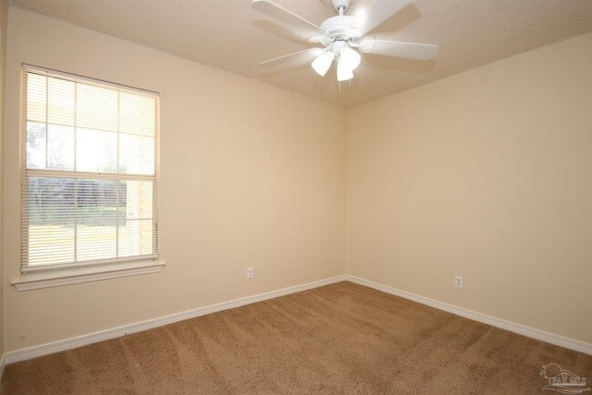 Building Photo - 7033 Weatherwood Dr