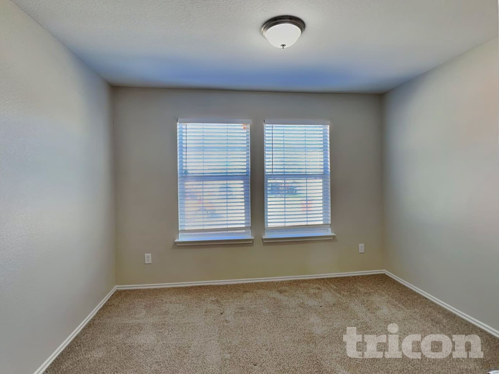 Building Photo - 2726 Candle Ridge Dr