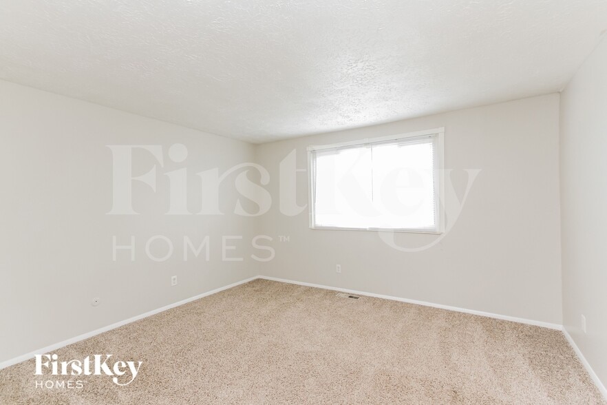 Building Photo - 5901 Pemberly Dr