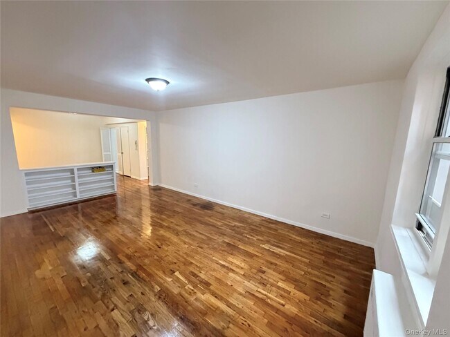 Building Photo - 40-22 61st St