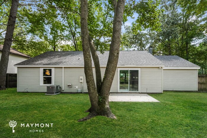 Building Photo - 68 Peppertree Ln