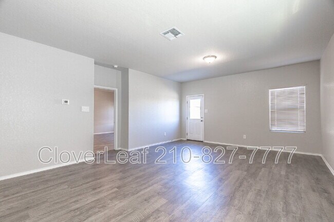 Building Photo - 7415 Marina Del Rey