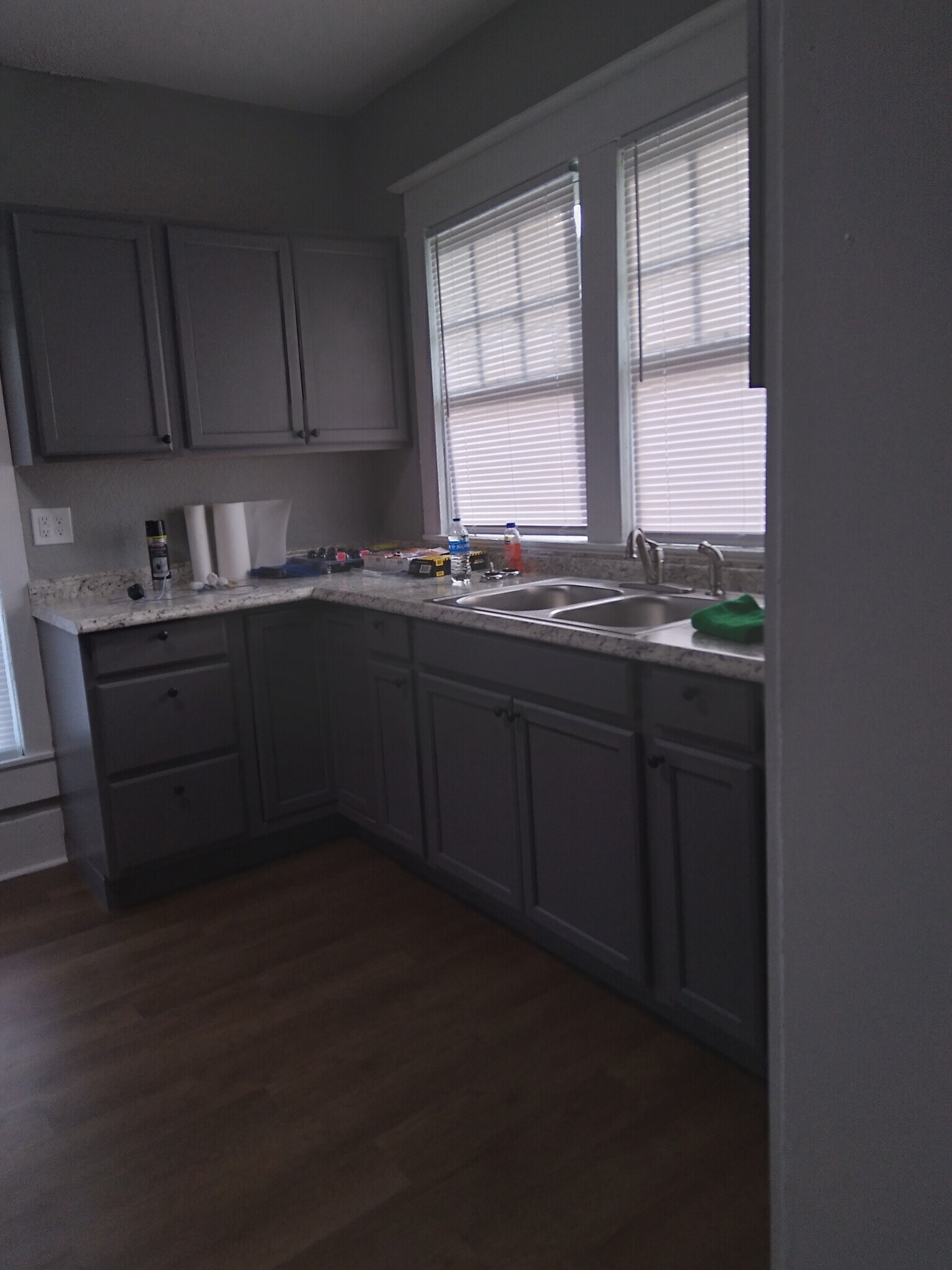 Building Photo - 416 Howell St