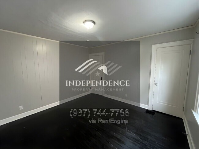 Building Photo - 420 Delaware Ave