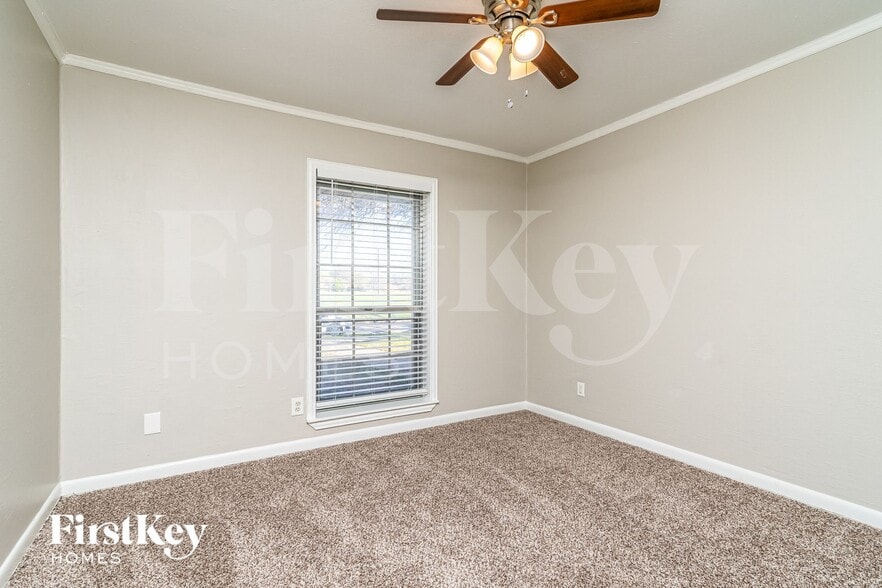 Building Photo - 4913 Alta Oaks Ln