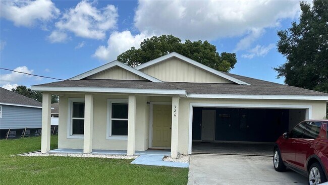 Primary Photo - 326 Parkview Dr