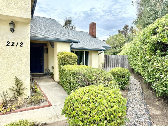 Building Photo - La Costa Charmer w/ Large Yard and Pool!
