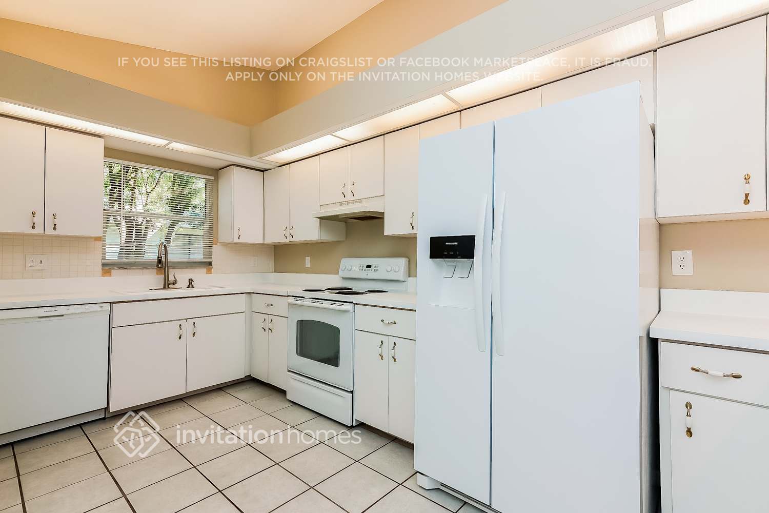 Building Photo - 5412 80th Ave Cir E