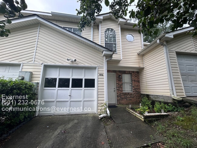 Primary Photo - 3816 Soapstone Rd