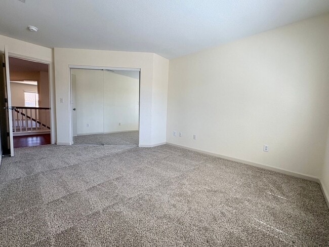 Building Photo - BEAUTIFULLY REDONE 4 Bed 3 bath in the Lakes Discovery Bay