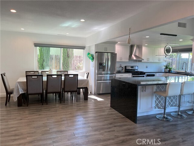 Building Photo - 24095 Marathon St