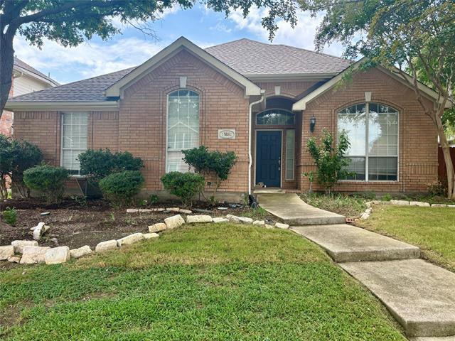Primary Photo - 15881 Grove Crest Dr