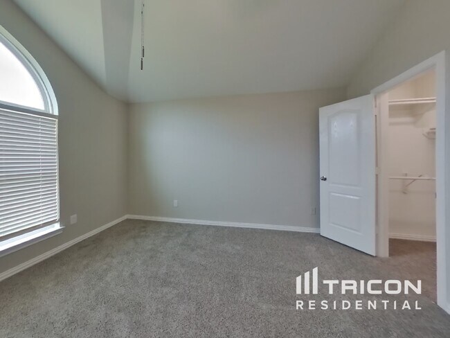 Building Photo - 2518 Dustin Pl Ct
