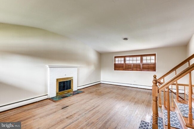 Building Photo - 2119 Eastridge Rd