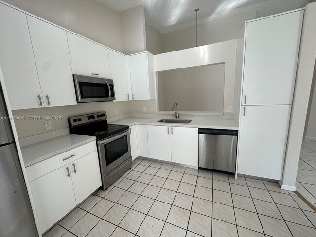 Building Photo - 9336 Ketay Cir