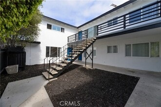 Building Photo - 241 Avenida Pelayo