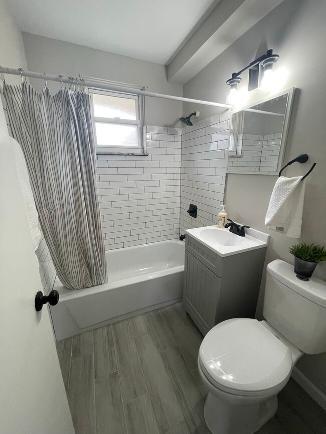 Building Photo - 1770 North Star Rd