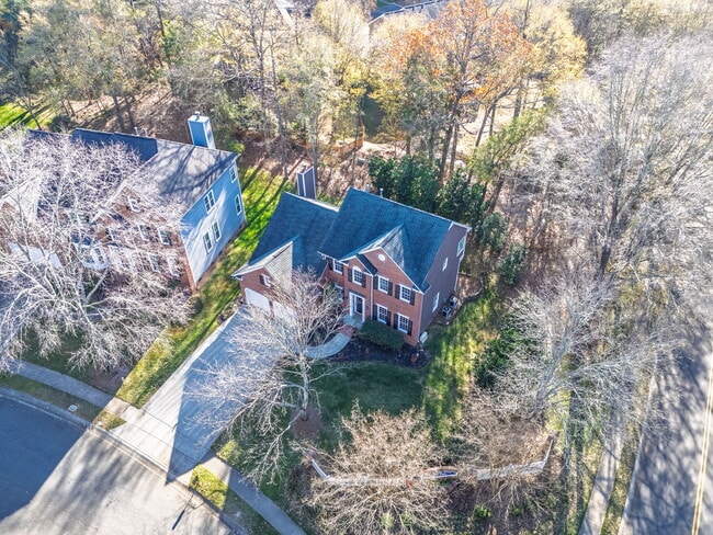 Building Photo - 9200 Brechin Dr