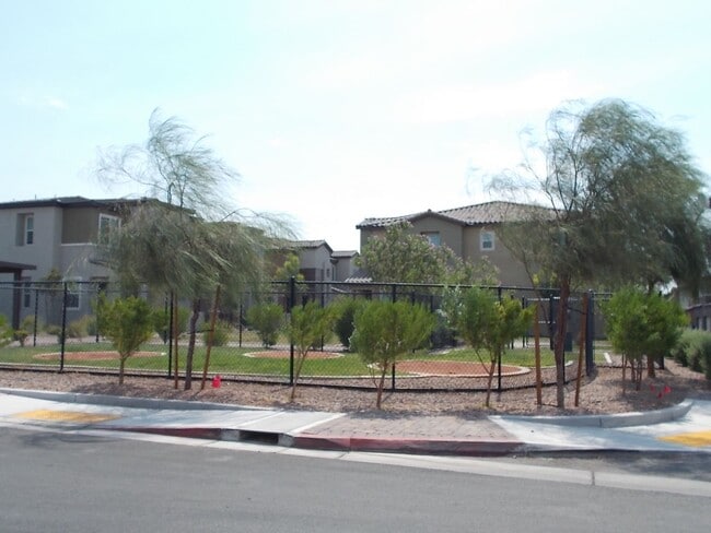 Building Photo - Welcome to Alderidge Townhomes!