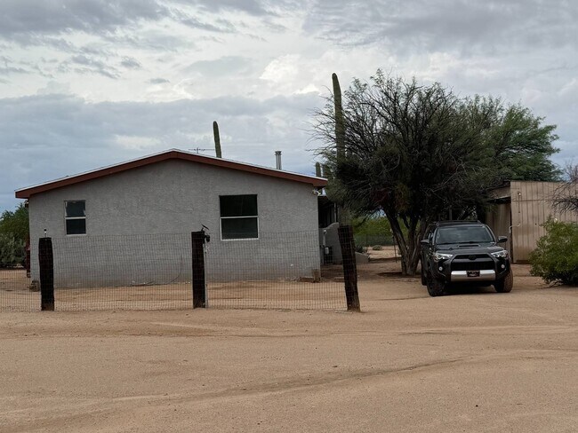 Building Photo - 6575 N Pelto Path