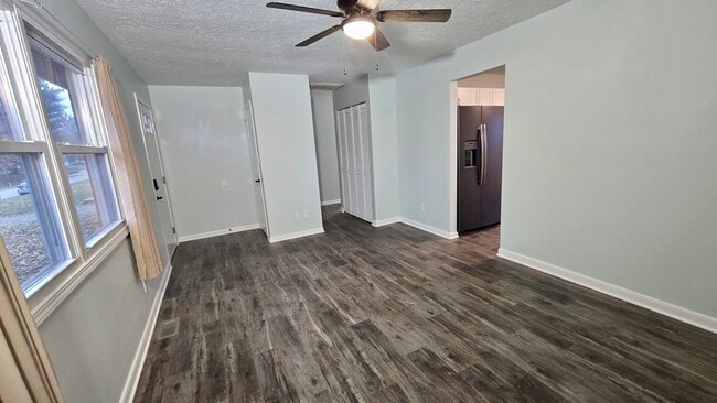 Building Photo - 2009 Frisse Ave