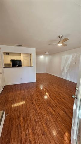 Building Photo - 3934 Brandon Park Dr