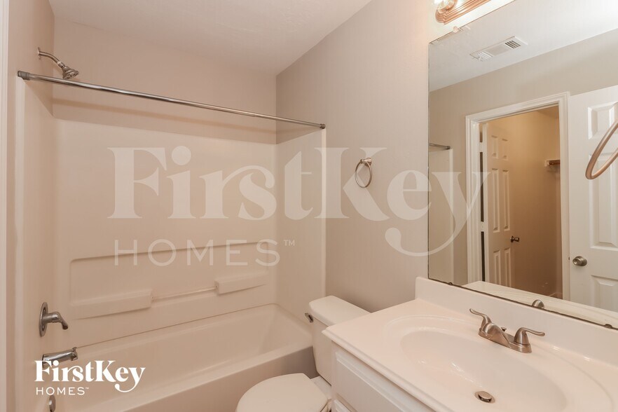 Building Photo - 4506 Nueces River Loop