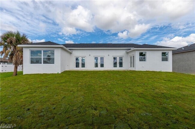 Building Photo - 3820 Embers Pkwy W