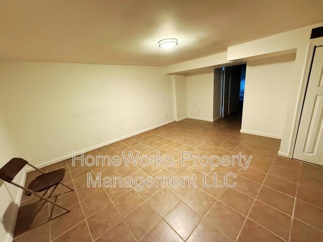 Building Photo - 3422 Moultree Pl
