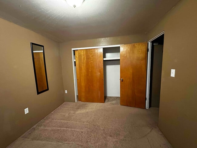 Building Photo - 1307 NW 24th St