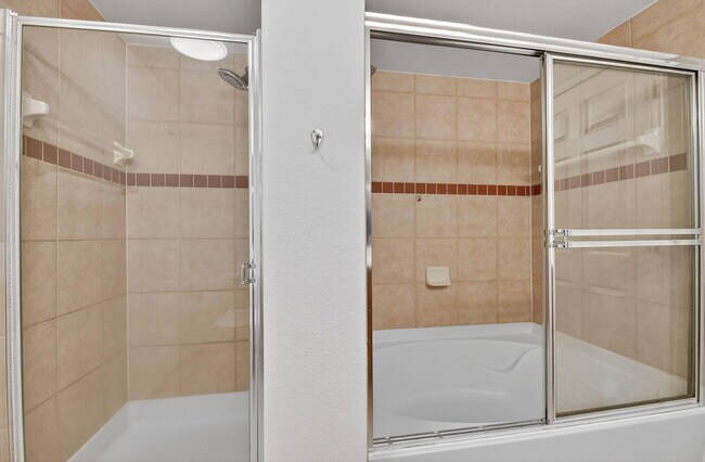 Building Photo - 6511 Emerald Dunes Dr