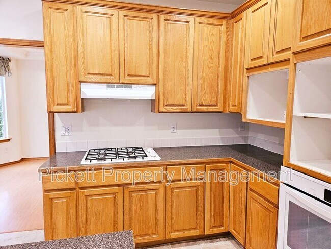 Building Photo - 5998 McCormick Woods Dr SW