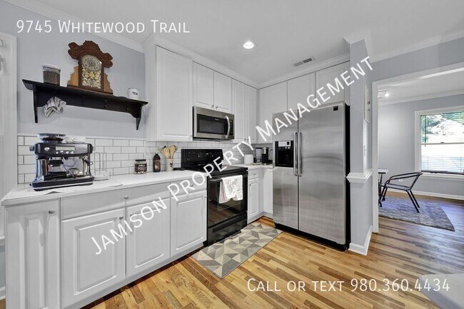 Building Photo - 9745 Whitewood Trail