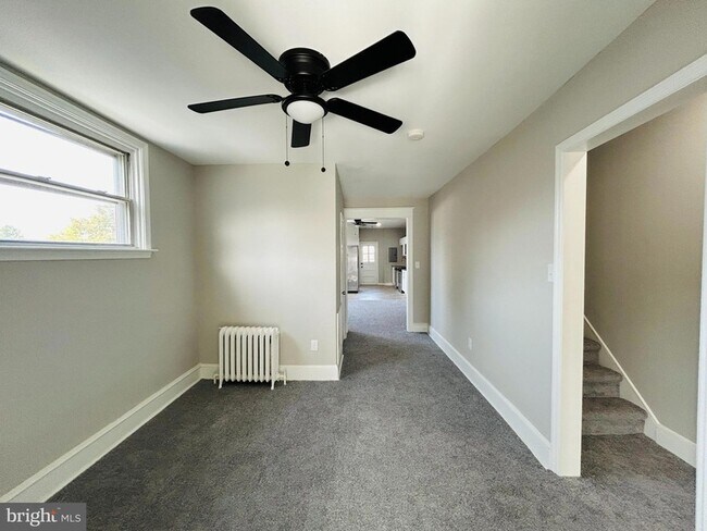 Building Photo - 326 Fountain St