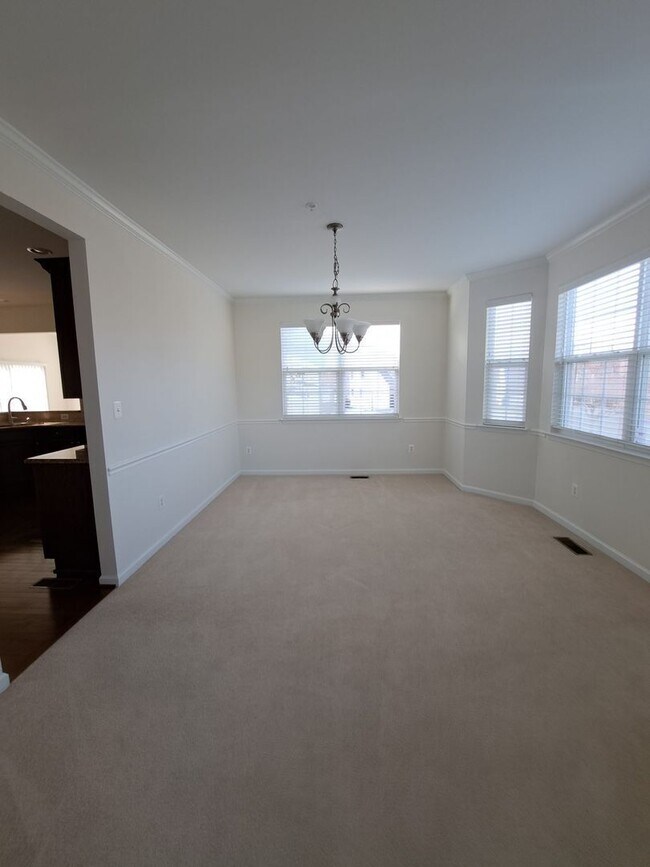 Building Photo - 17305 Madrillon Way
