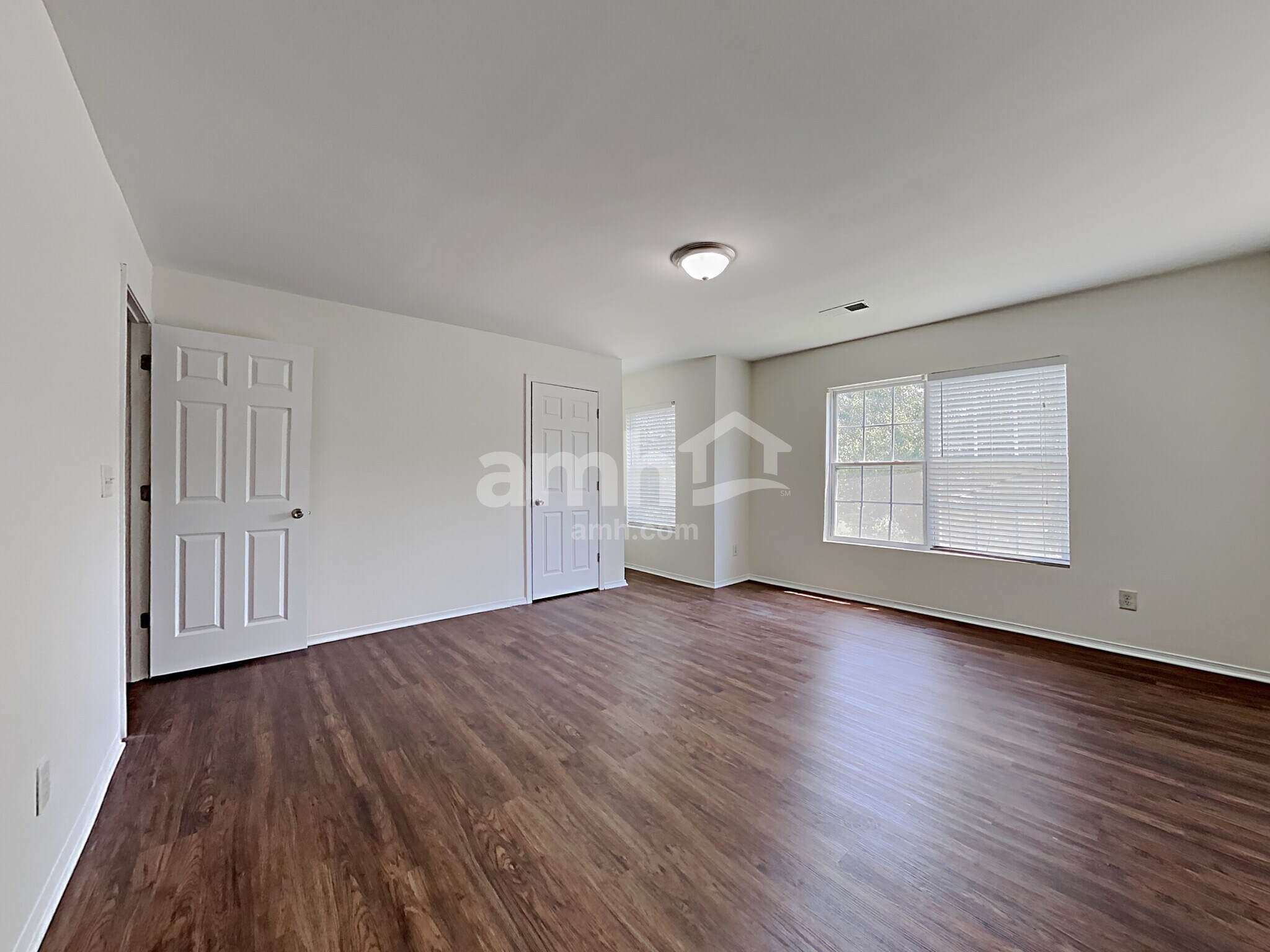 Building Photo - 8443 Redding Glen Ave