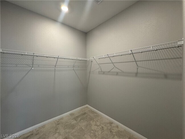 Building Photo - 7490 Lush Oasis Ave.