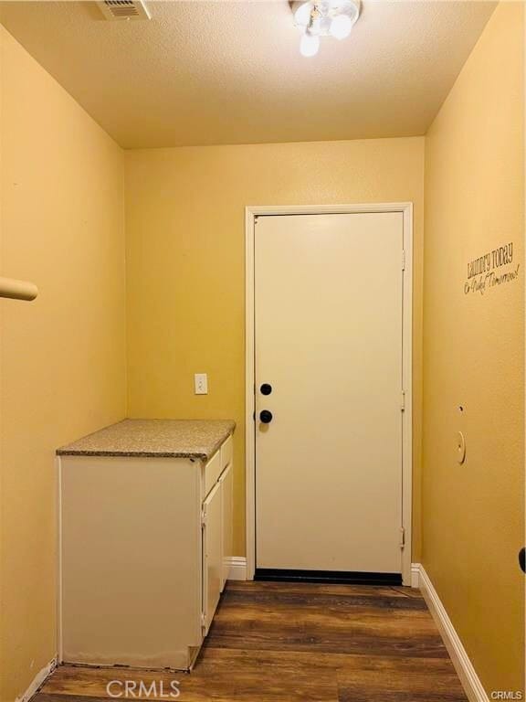 Building Photo - 39733 School House Way