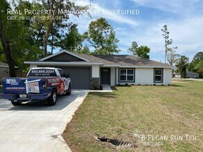 Building Photo - 8 Pecan Run Terrace