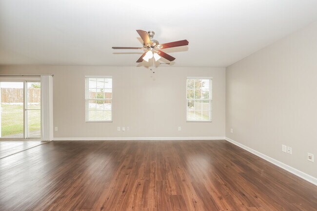 Building Photo - 3001 Gale Ct