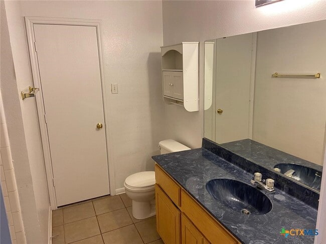 Building Photo - 4102 Waterproof Dr