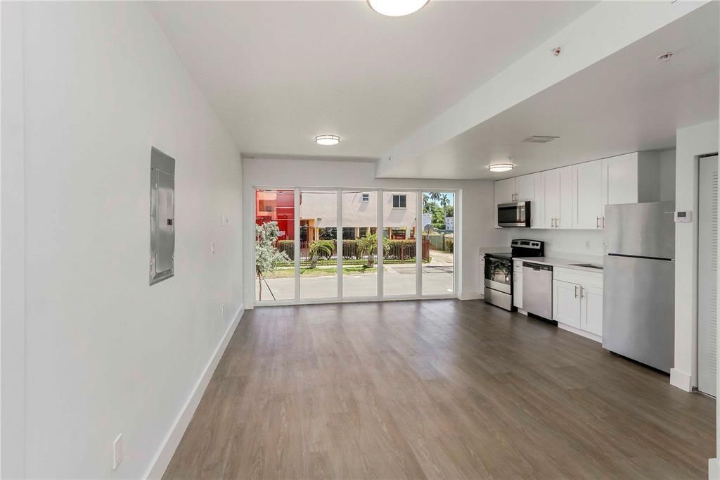 Building Photo - 1620 NW 18th St