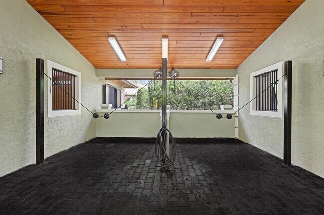 Building Photo - 14410 Equestrian Way