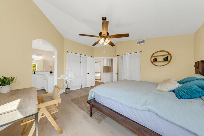 Building Photo - 8004 Caymus Dr